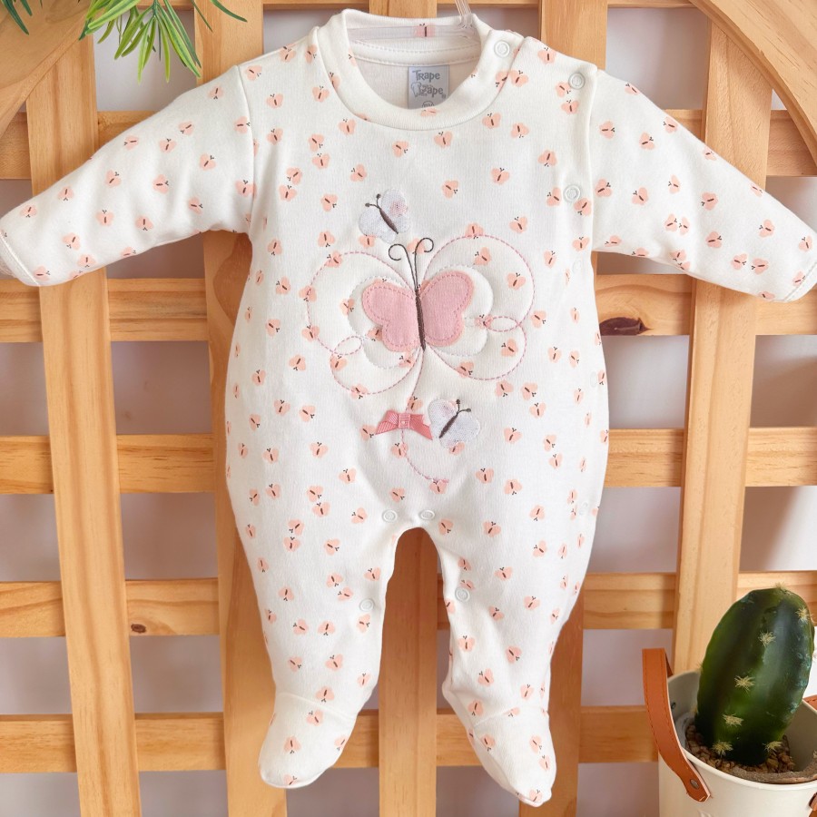 Macacão Malha Trape Zape - Borboleta e Borboletinhas - Off White e Rose